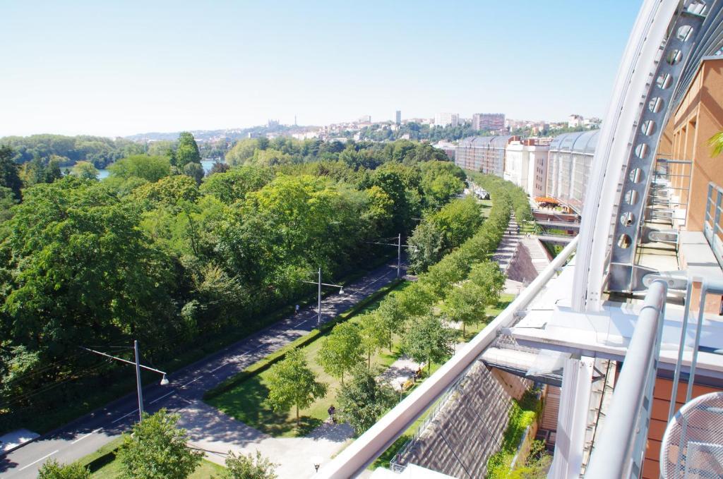 Residence Montempo Lyon Cite Internationale Екстериор снимка